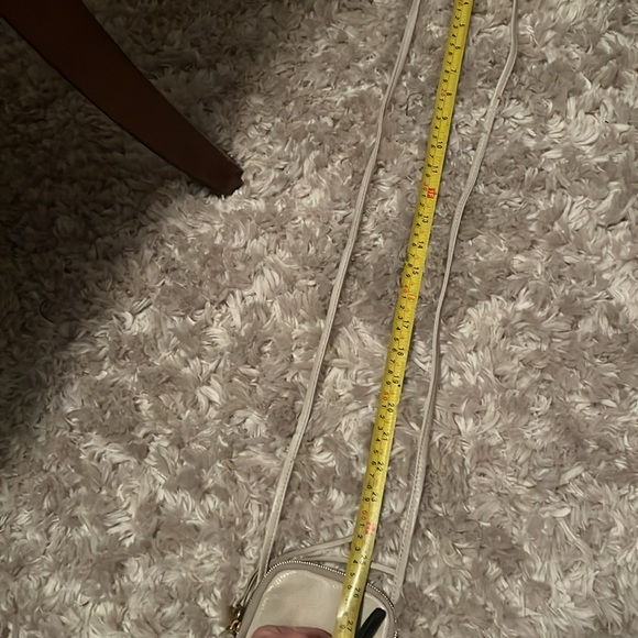 HOBO crossbody like brand new - Picture 7 of 7